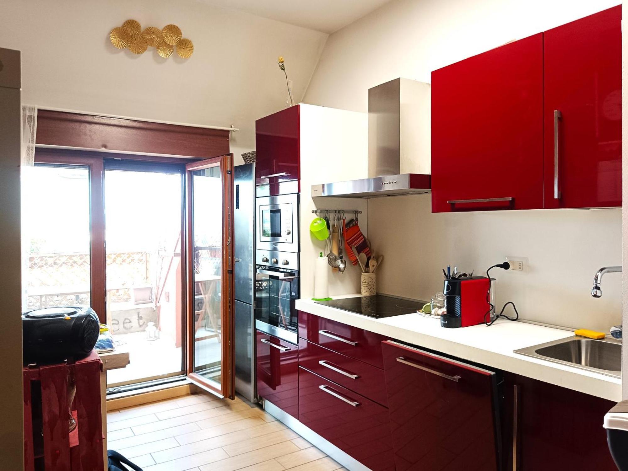 La Mansarda Di Pero Con Terrazza Apartment Bagian luar foto